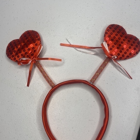 VALENTINES HEART HEADBAND - Picture 4 of 5
